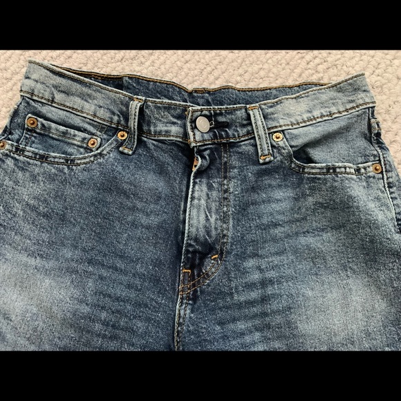 Levi’s 541 Dark Wash Jean 30W x 32L - Picture 4 of 7